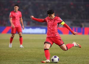樸主永：預(yù)測韓國隊(duì)將以1勝2平戰(zhàn)績晉級(jí)世界杯32強(qiáng)