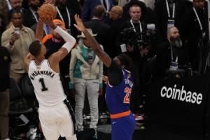 Skip：文班關(guān)鍵時刻像個地球人 他絕對受到了NBA的過度保護