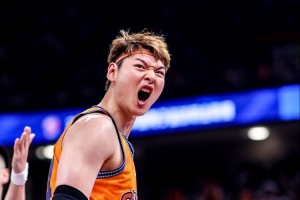 為什么打得這么狠？王哲林：我想要的東西就在面前 我要去拿到它