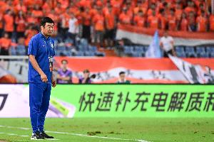 李平康：泰山接近簽下不到30歲的一個(gè)巴西烏索類型的后腰