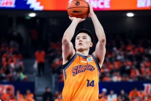 三分很殺人！李弘權6中5&三分3中3全面砍14分4板2助1斷1帽！