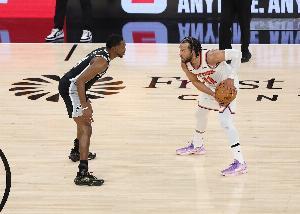 Amick：暫無跡象表明馬刺會(huì)把?？怂挂瞥鱿劝l(fā)陣容