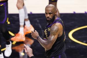 弗萊：詹姆斯最明智選擇就是留守湖人 騎士漏洞太多他無力填補-19
