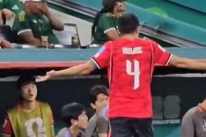 金玟哉:下場(chǎng)后朝教練攤手是不滿防守 我可能破壞了團(tuán)隊(duì)氛圍已道歉
